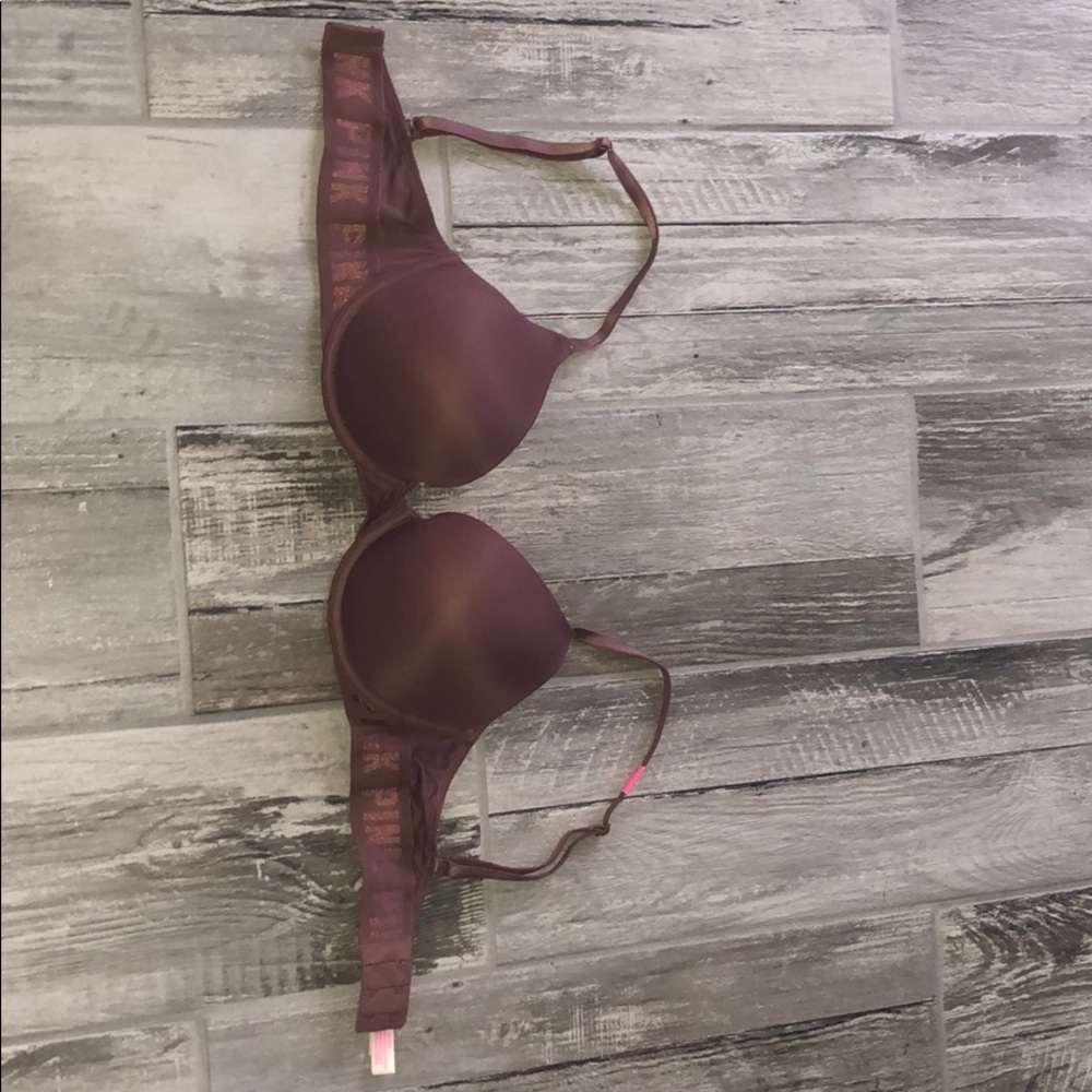 32D PINK Victoria Secret bra